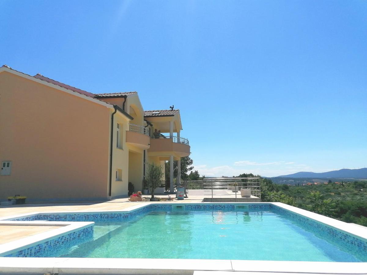 Villa Scolopax Rusticola Skradin With Heated Pool Ngoại thất bức ảnh