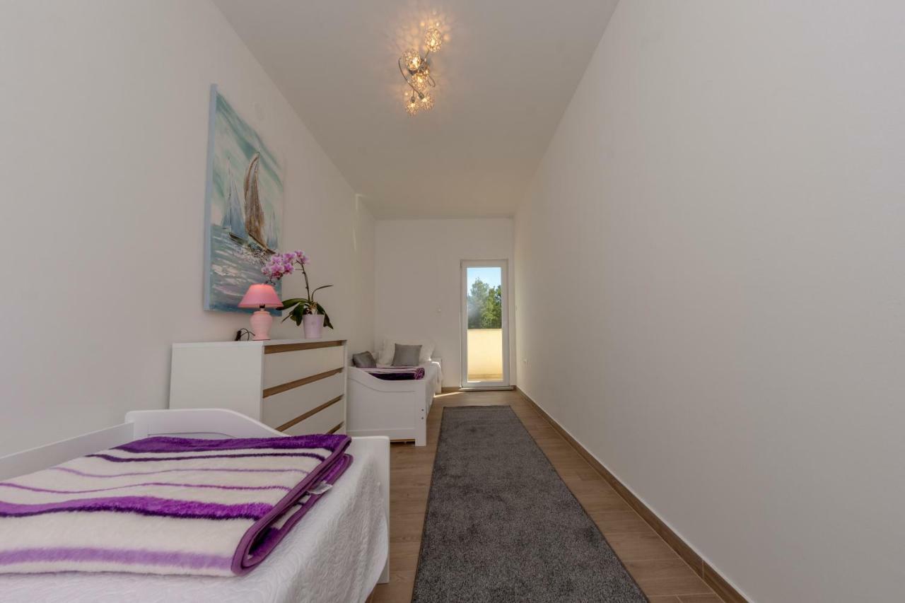 Villa Scolopax Rusticola Skradin With Heated Pool Ngoại thất bức ảnh